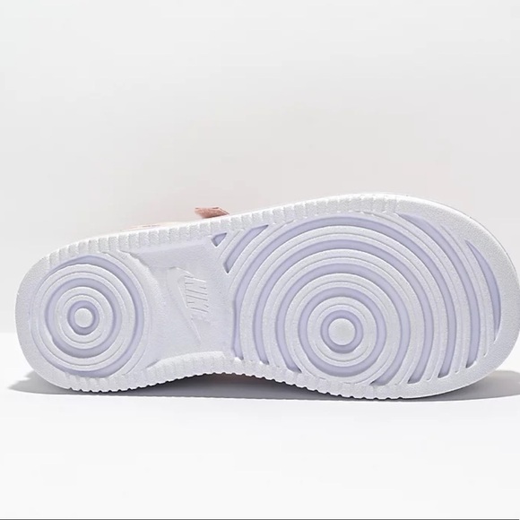 Nike Icon Classic Platform Sandals - Picture 6 of 14